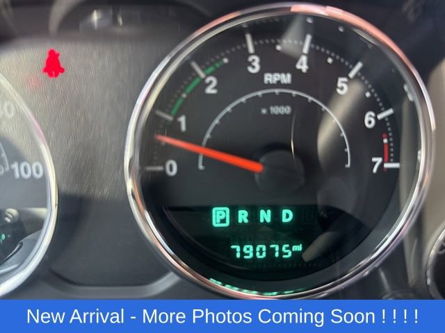 Used 2016 Jeep Wrangler Unlimited Sahara w/ Max Tow Package AWD/4WD image 15