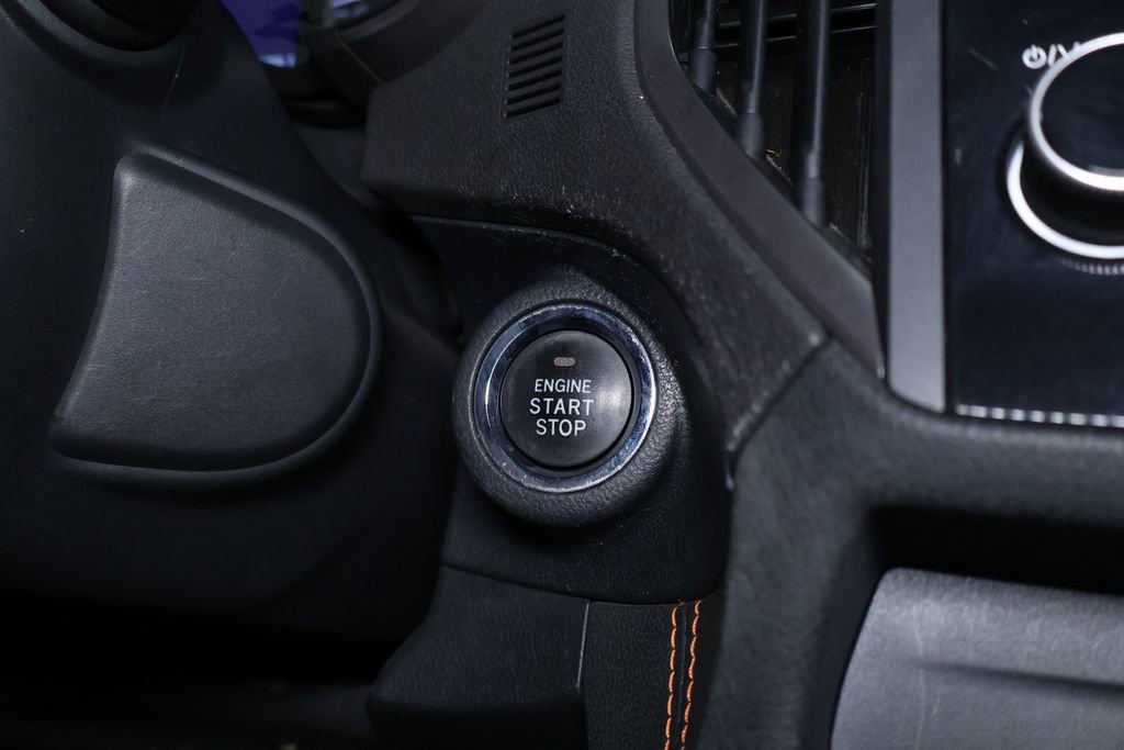 Used 2018 Subaru Crosstrek 2.0i Limited image 28