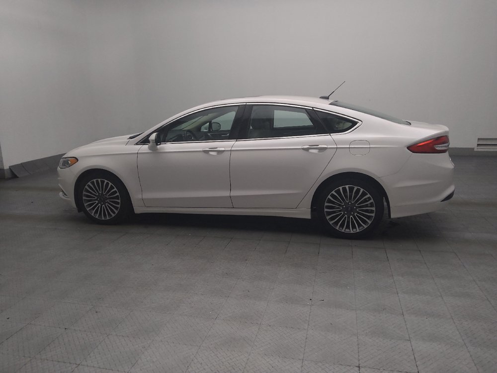 Used 2018 Ford Fusion SE w/ Fusion SE Technology Package FWD image 3