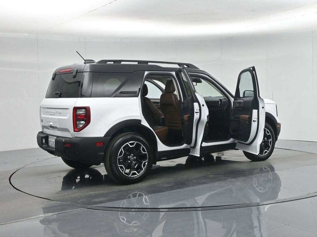Used 2025 Ford Bronco Sport Outer Banks w/ Outer Banks Tech Package+ image 6