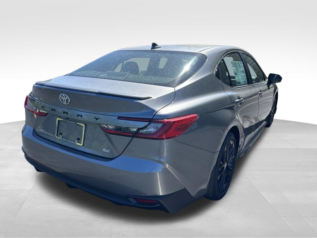 New 2026 Toyota Camry SE FWD image 5