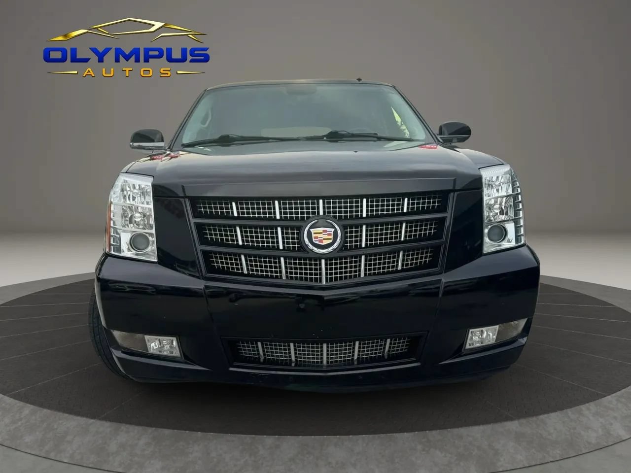 Used 2013 Cadillac Escalade ESV Premium AWD/4WD image 2