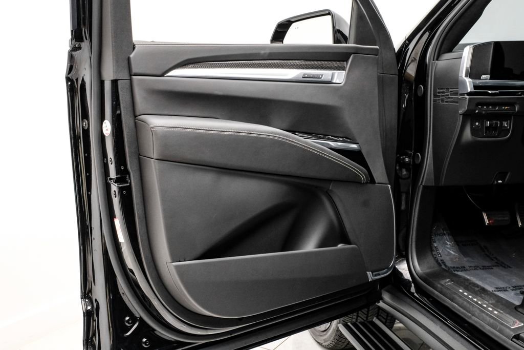 Used 2025 Cadillac Escalade V image 39