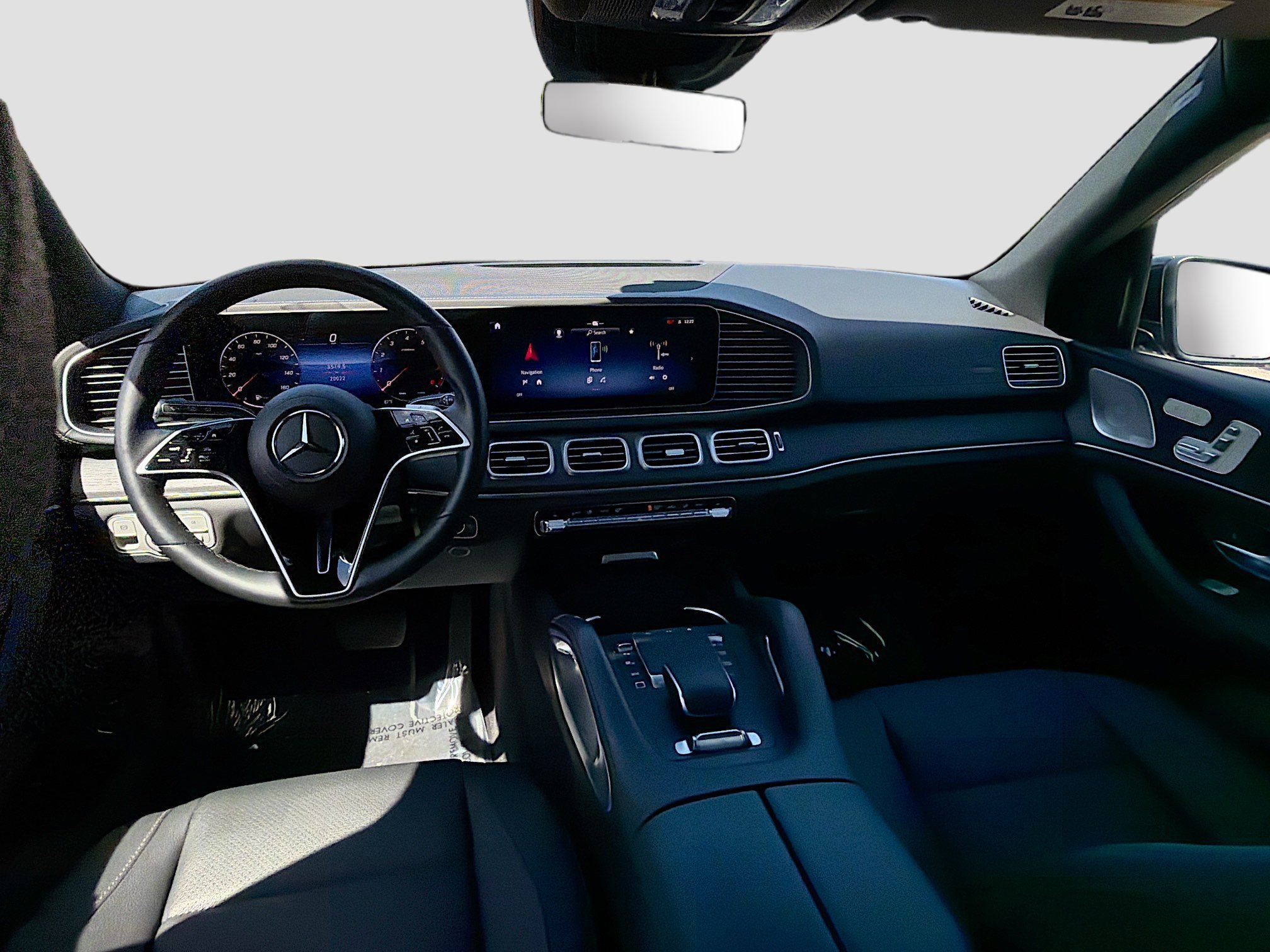 Used 2025 Mercedes-Benz GLS 450 4MATIC image 17