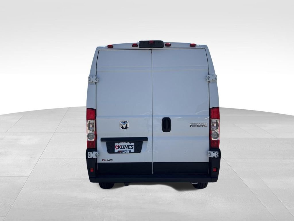 Used 2026 RAM ProMaster 2500 w/ Convenience Group FWD image 8