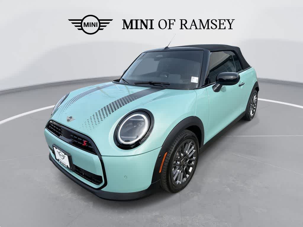 Used 2026 MINI Cooper S FWD image 1