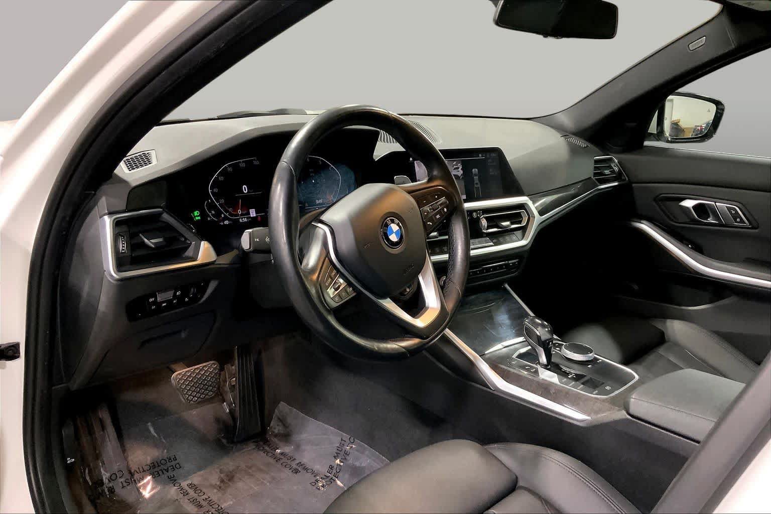 Used 2020 BMW 330i xDrive Sedan w/ Convenience Package AWD/4WD image 18