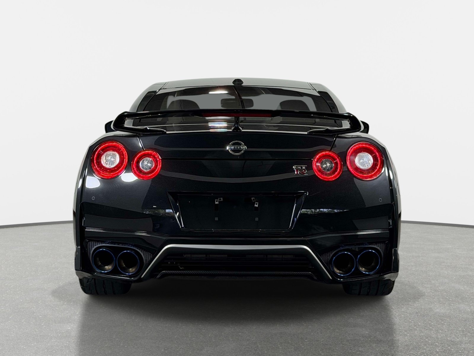 Used 2021 Nissan GT-R Premium AWD/4WD image 4