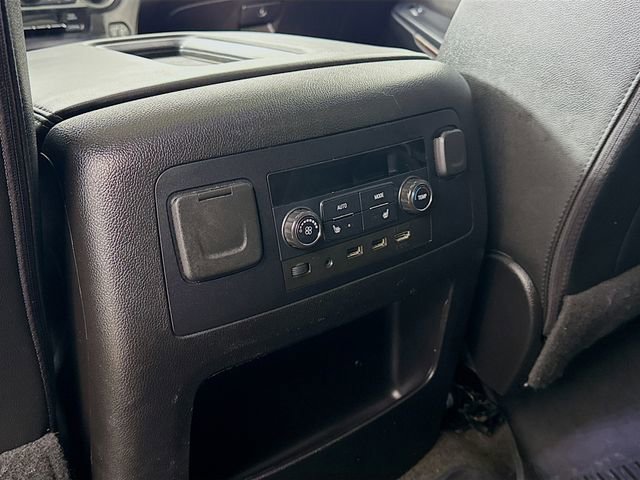 Used 2018 Chevrolet Tahoe LT image 28