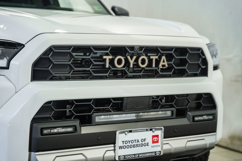 Used 2025 Toyota 4Runner Trailhunter AWD/4WD image 12