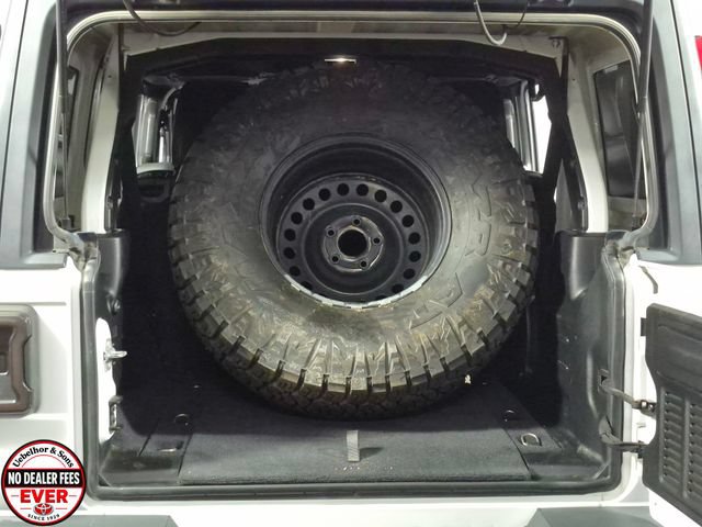 Used 2018 Jeep Wrangler Unlimited Rubicon AWD/4WD image 27