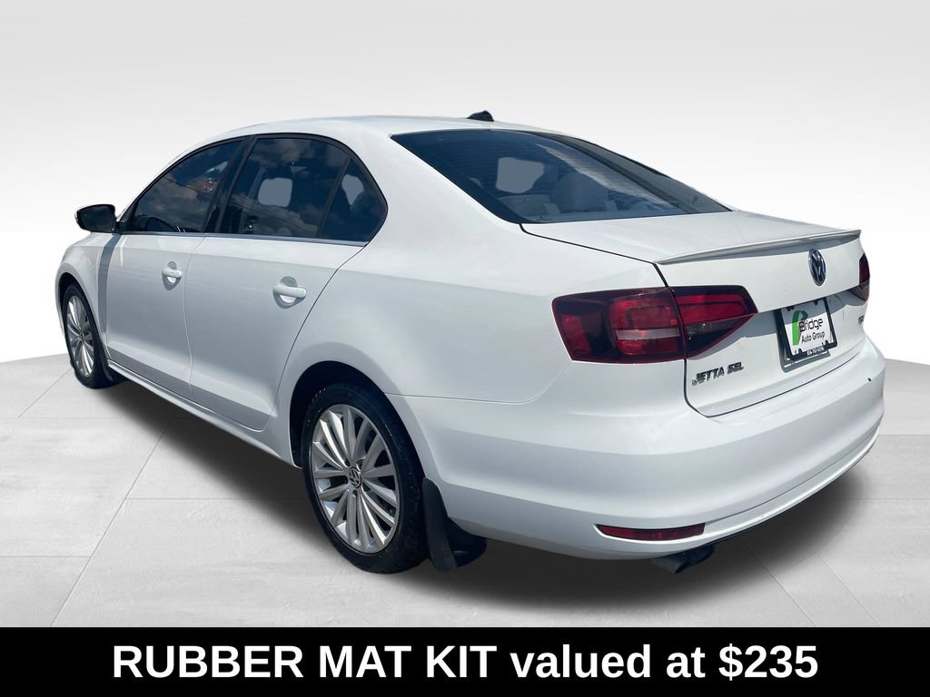 Used 2016 Volkswagen Jetta SEL w/ Lighting Package FWD image 6