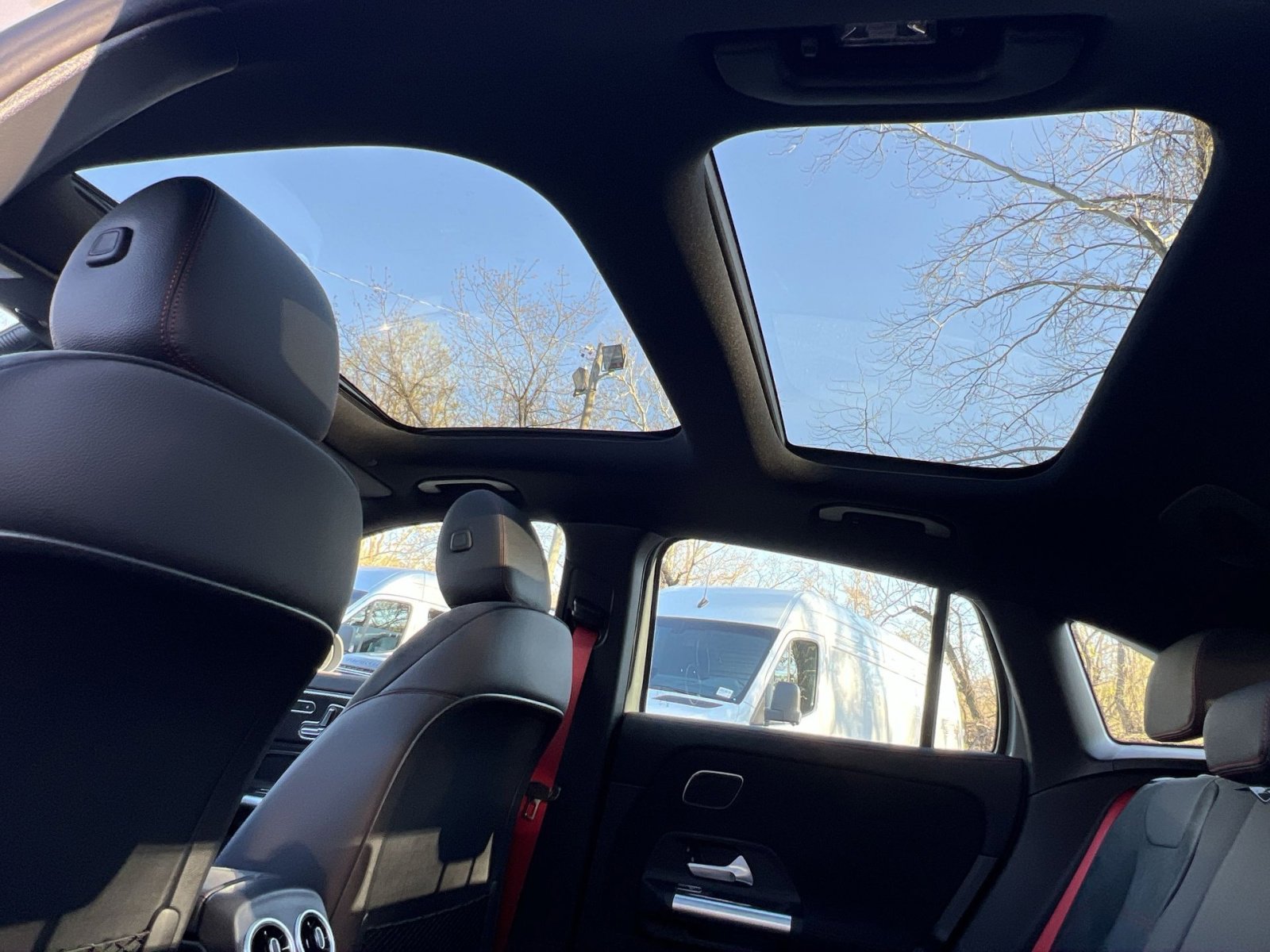 New 2026 Mercedes-Benz GLA 35 AMG 4MATIC image 22
