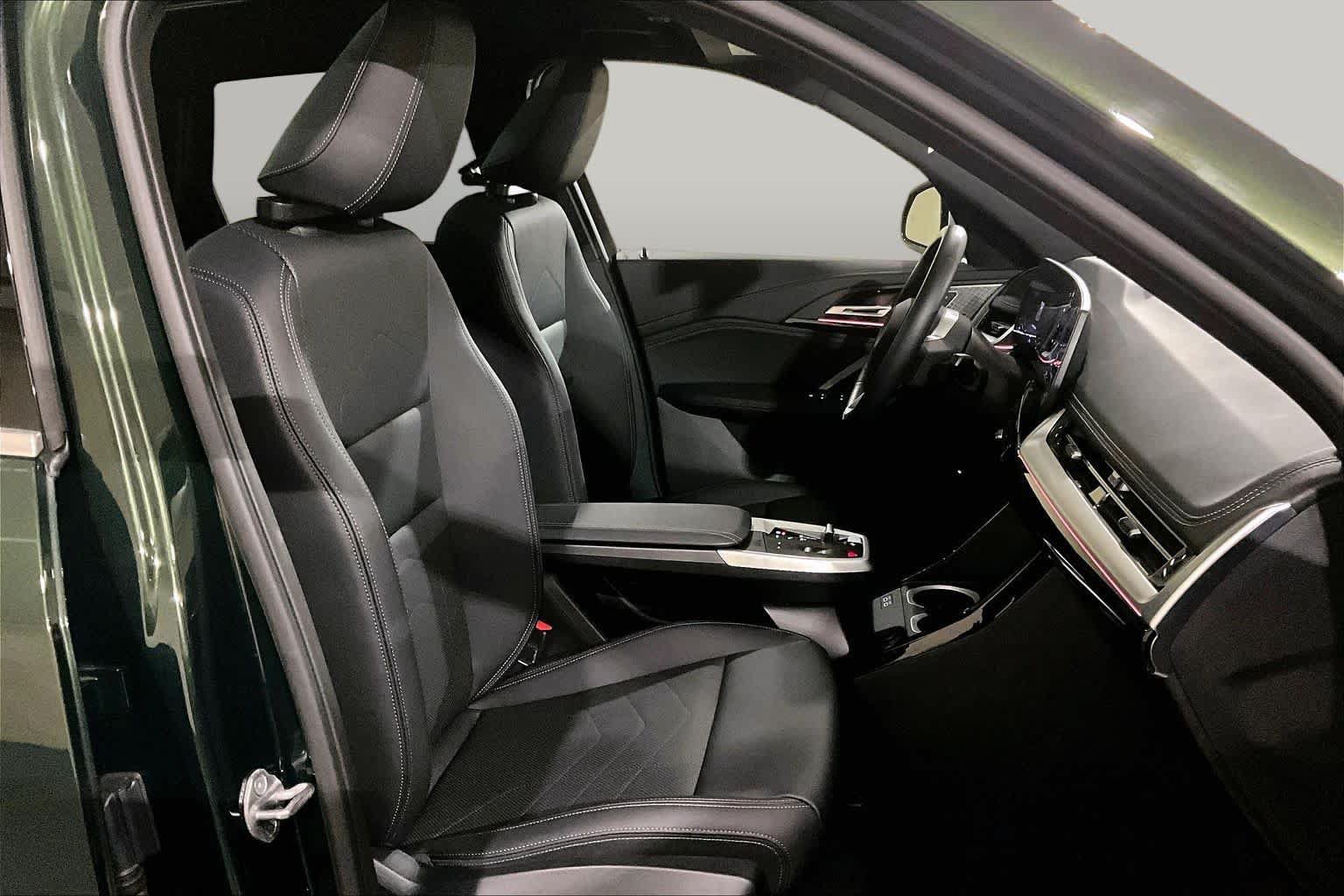 Used 2023 BMW X1 xDrive28i w/ Premium Package AWD/4WD image 7