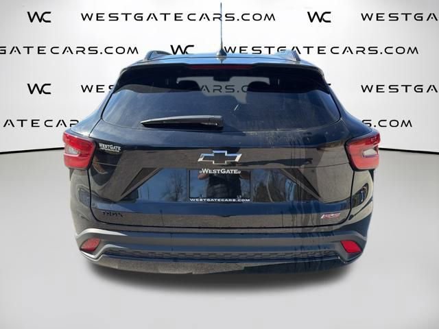 Used 2025 Chevrolet Trax RS image 8