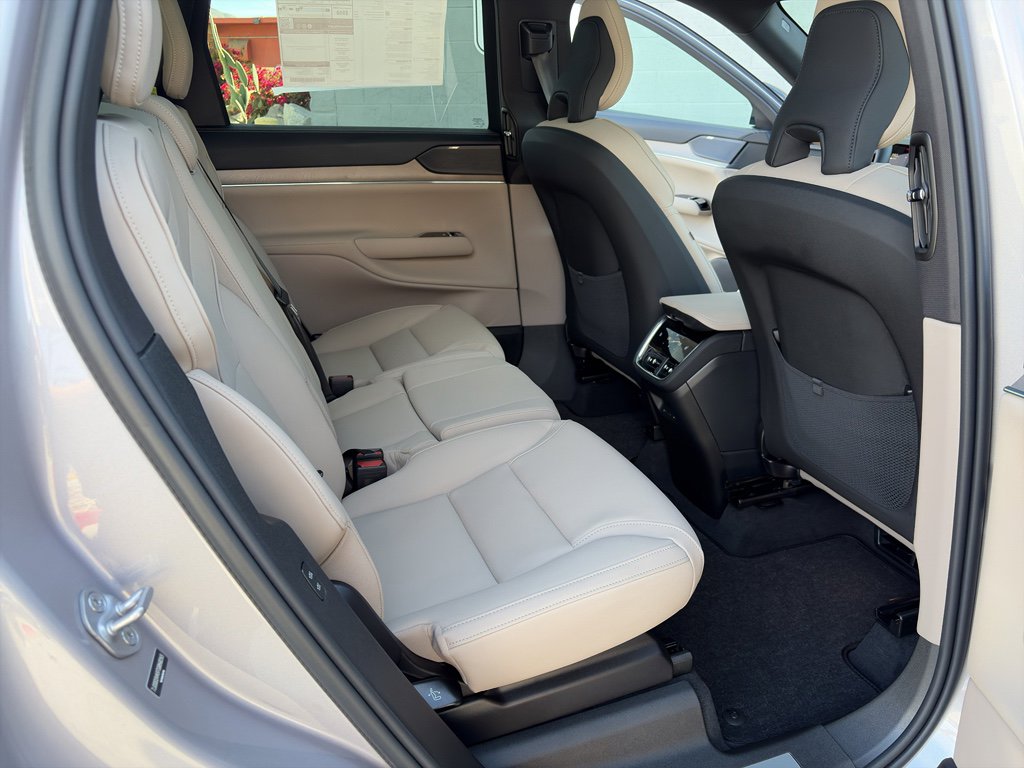 New 2026 Volvo EX90 Plus image 14