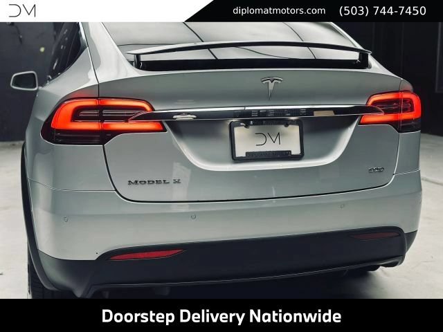 Used 2017 Tesla Model X 90D AWD/4WD image 16