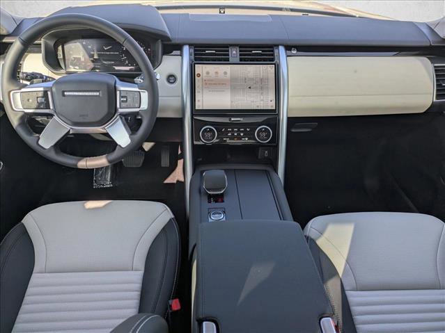 New 2026 Land Rover Discovery S image 15