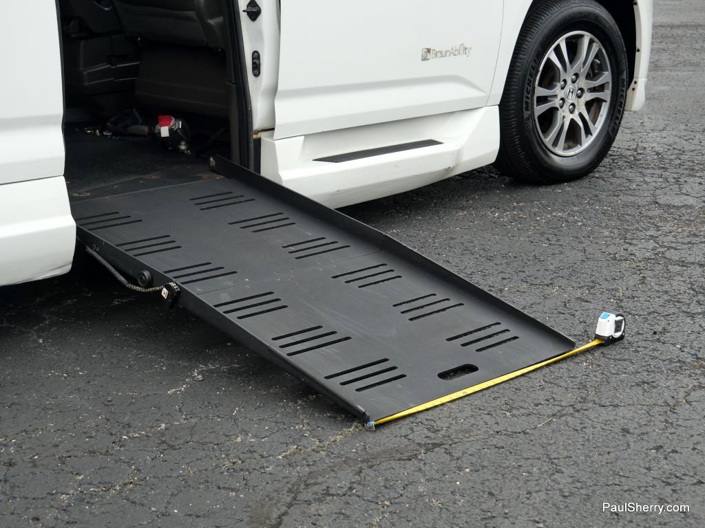 Used 2013 Honda Odyssey EX-L image 13