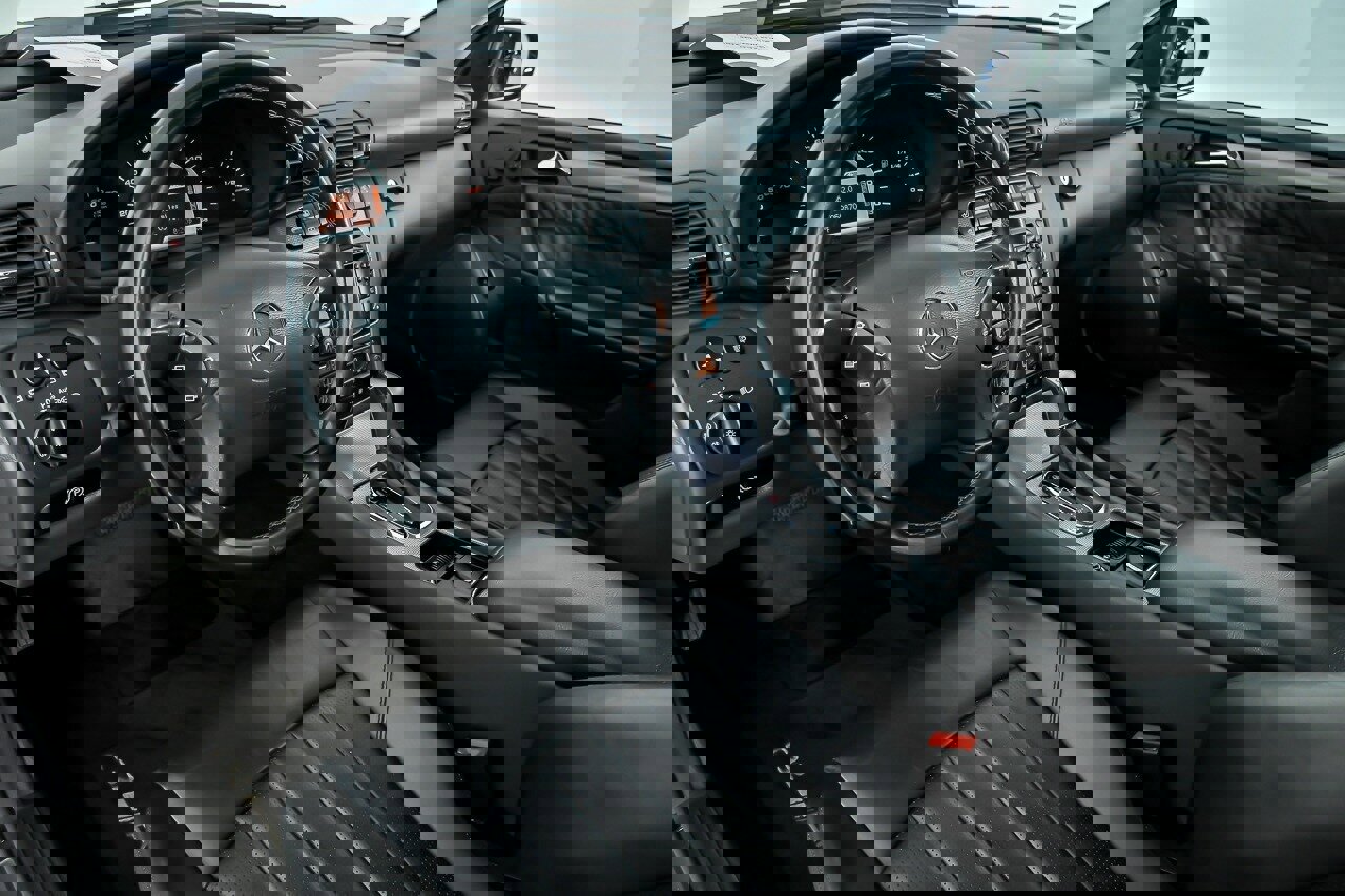 Used 2003 Mercedes-Benz C 32 AMG image 20