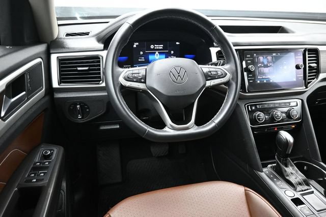 Used 2022 Volkswagen Atlas SE w/ Panoramic Sunroof Package FWD image 12