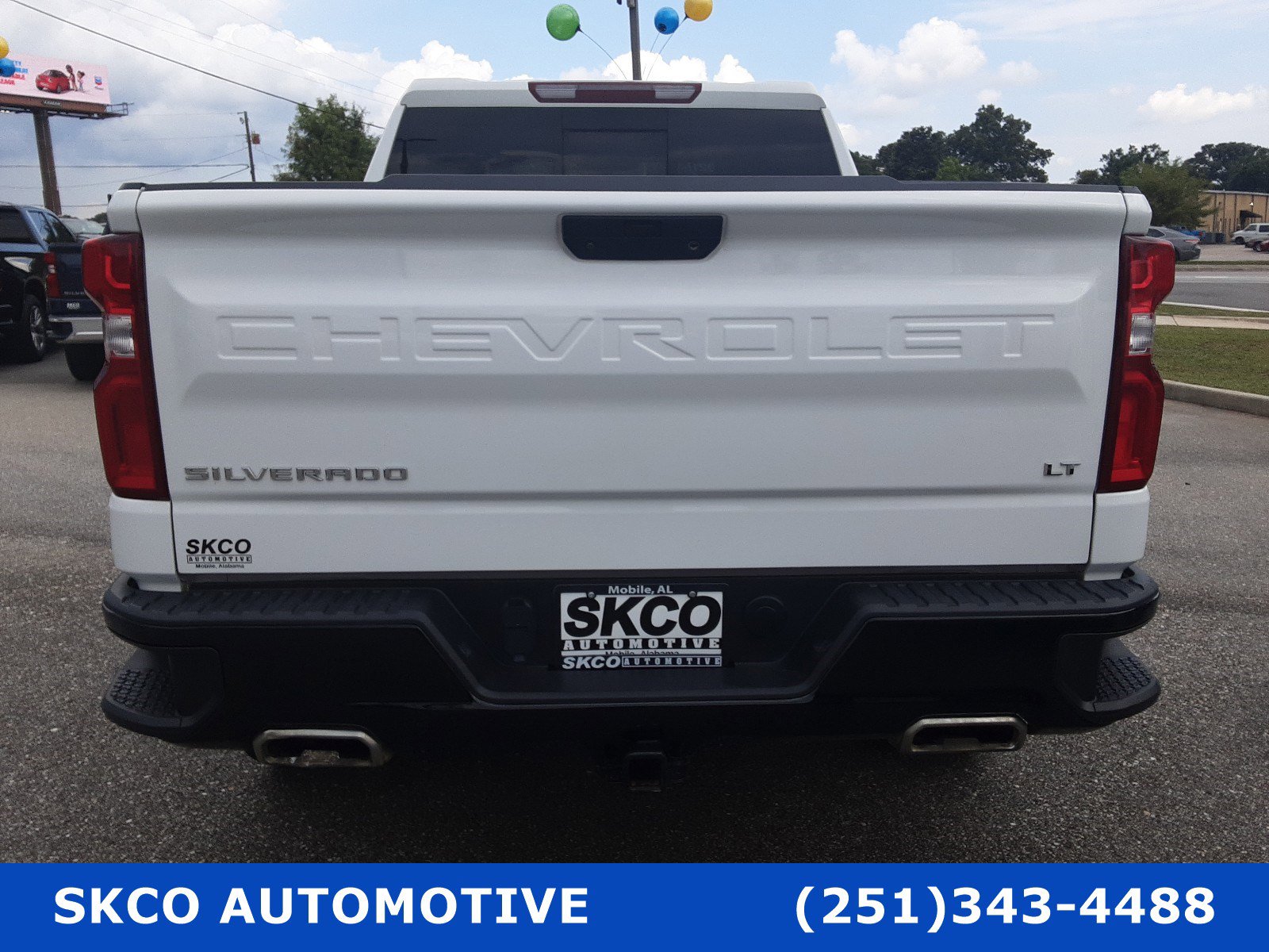 Used 2021 Chevrolet Silverado 1500 LT Trail Boss w/ Convenience Package II image 4