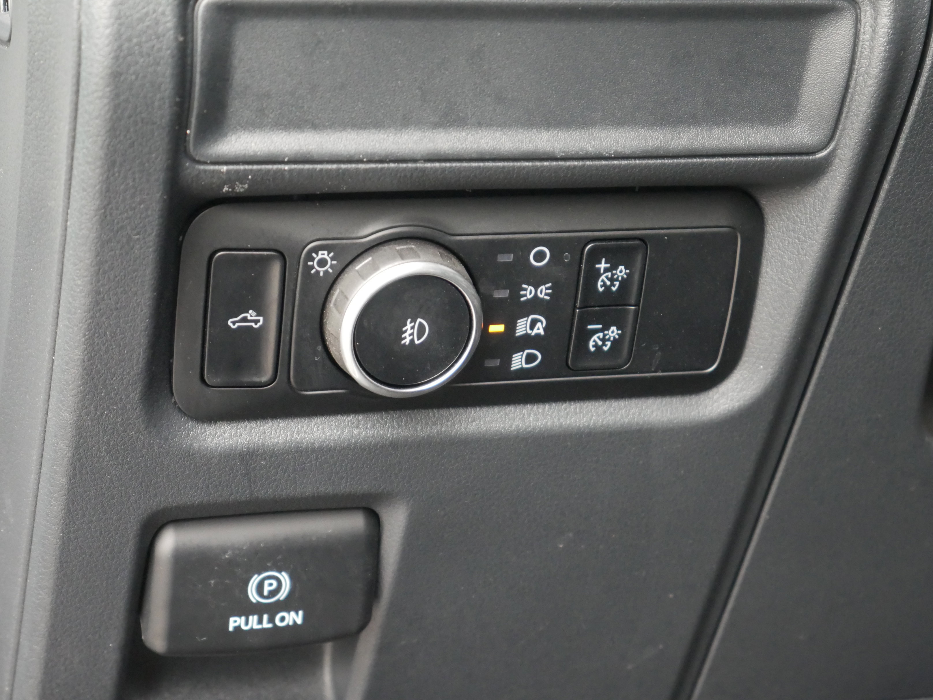 Certified 2024 Ford F150 XLT w/ Tow/Haul Package image 5