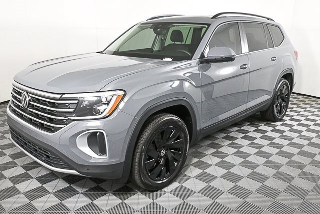 New 2026 Volkswagen Atlas SE image 32