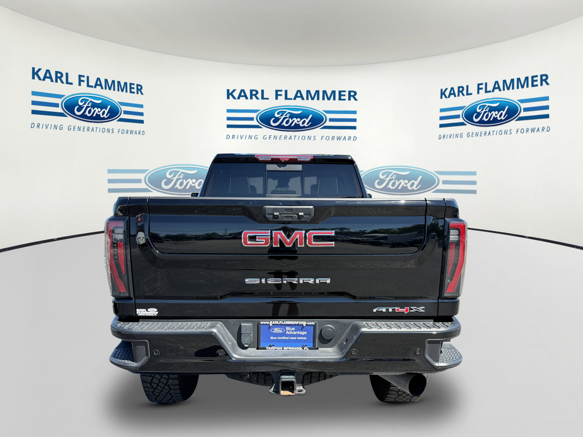 Used 2024 GMC Sierra 2500 AT4X AWD/4WD image 4
