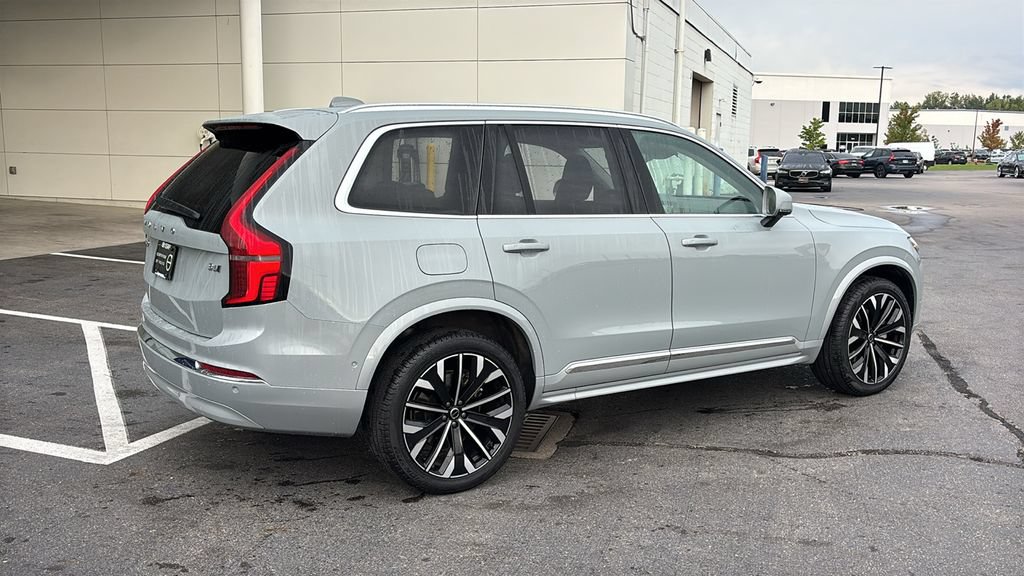 Certified 2026 Volvo XC90 B6 Plus AWD/4WD image 27