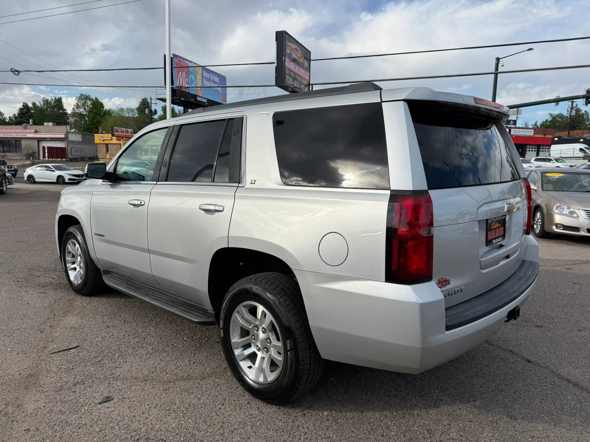 Used 2017 Chevrolet Tahoe LT AWD/4WD image 3