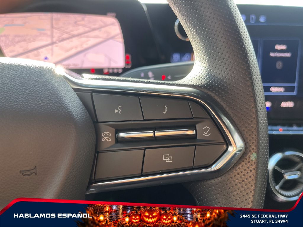 Used 2025 Chevrolet Blazer EV LT AWD/4WD image 26