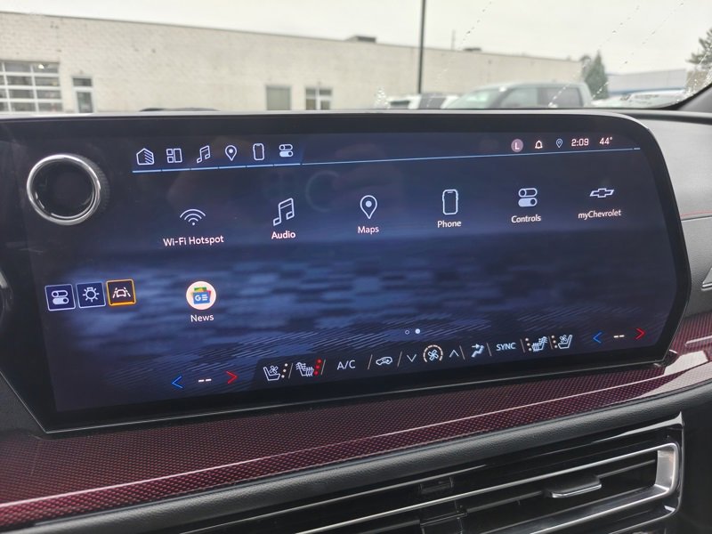 Certified 2024 Chevrolet Traverse RS w/ LPO, Floor Liner Package image 14