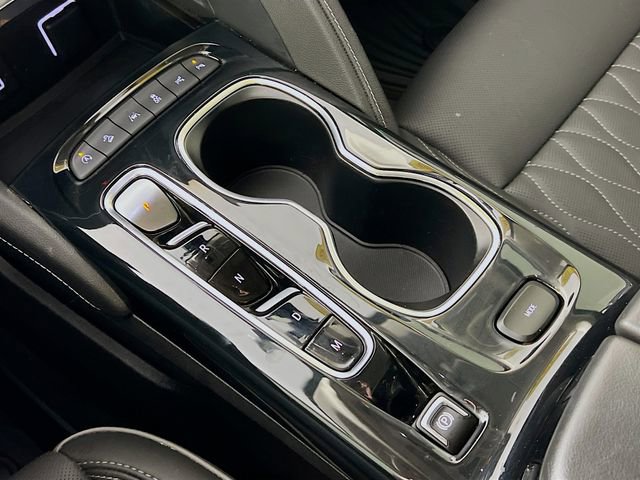 Used 2022 Buick Envision Avenir w/ Technology Package II image 23