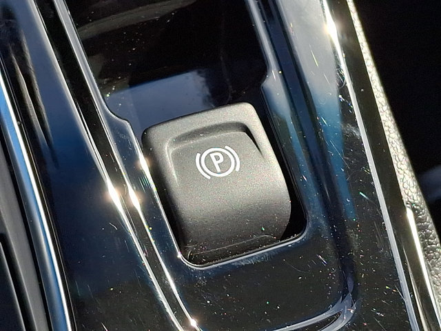 Used 2023 Chevrolet Bolt LT w/ Infotainment Package image 24