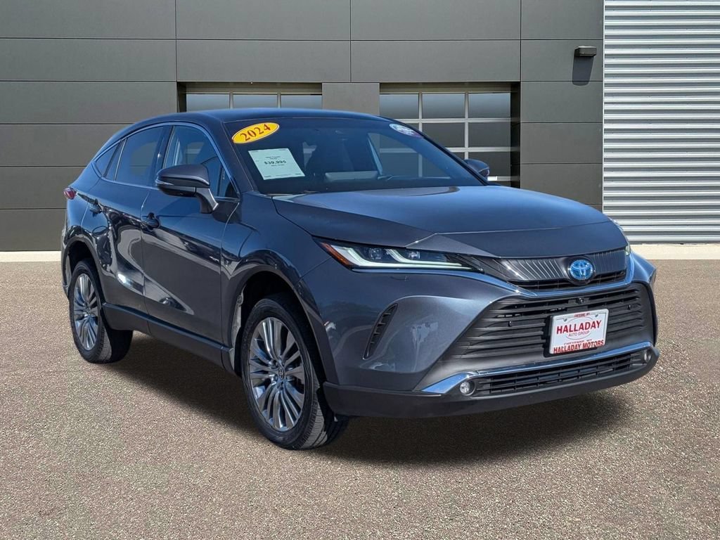 Used 2024 Toyota Venza Limited AWD/4WD image 3