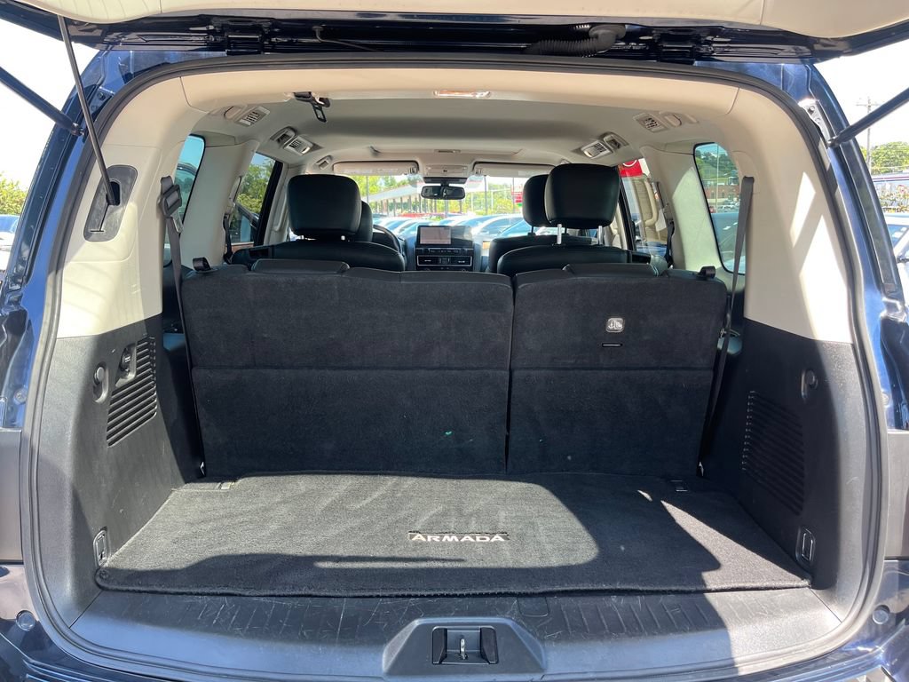 Used 2023 Nissan Armada SL w/ Captain's Chairs Package AWD/4WD image 21