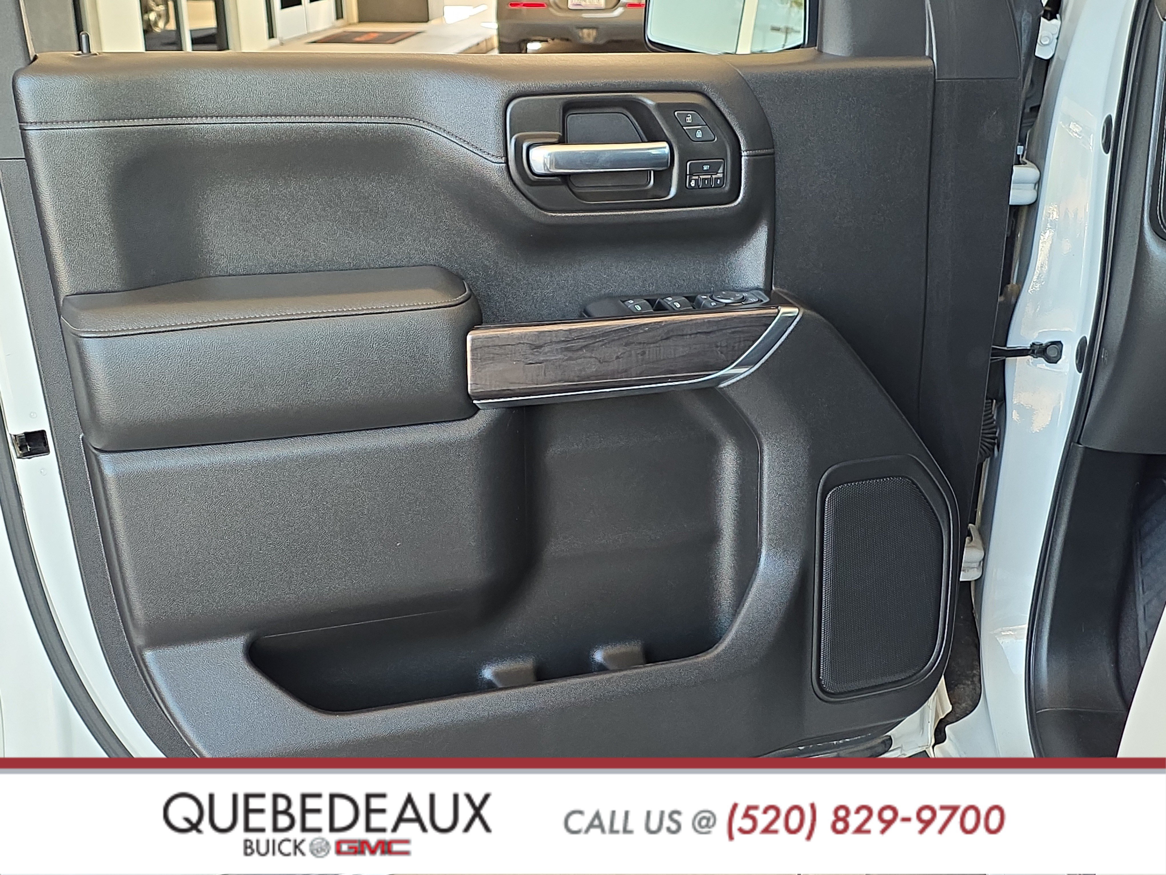 Used 2019 Chevrolet Silverado 1500 LTZ w/ LTZ Plus Package AWD/4WD image 9