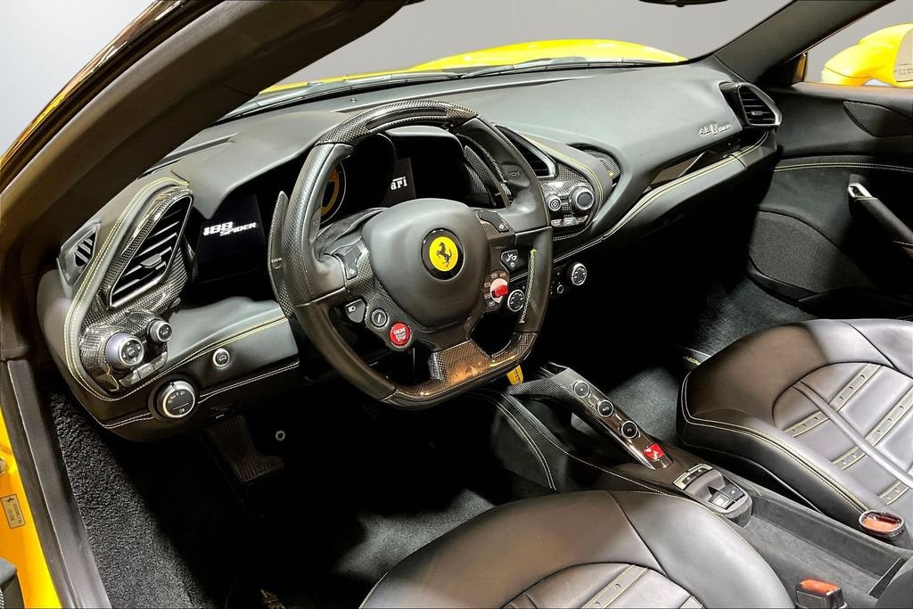 Used 2018 Ferrari 488 Spider RWD image 15