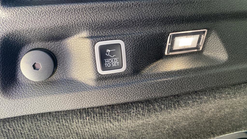 Used 2023 Jeep Grand Cherokee L Overland image 30