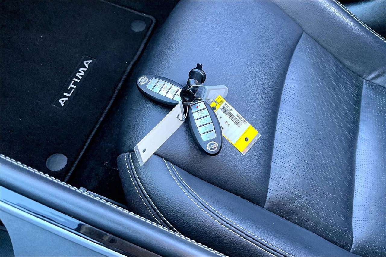 Used 2020 Nissan Altima 2.0 Platinum image 31