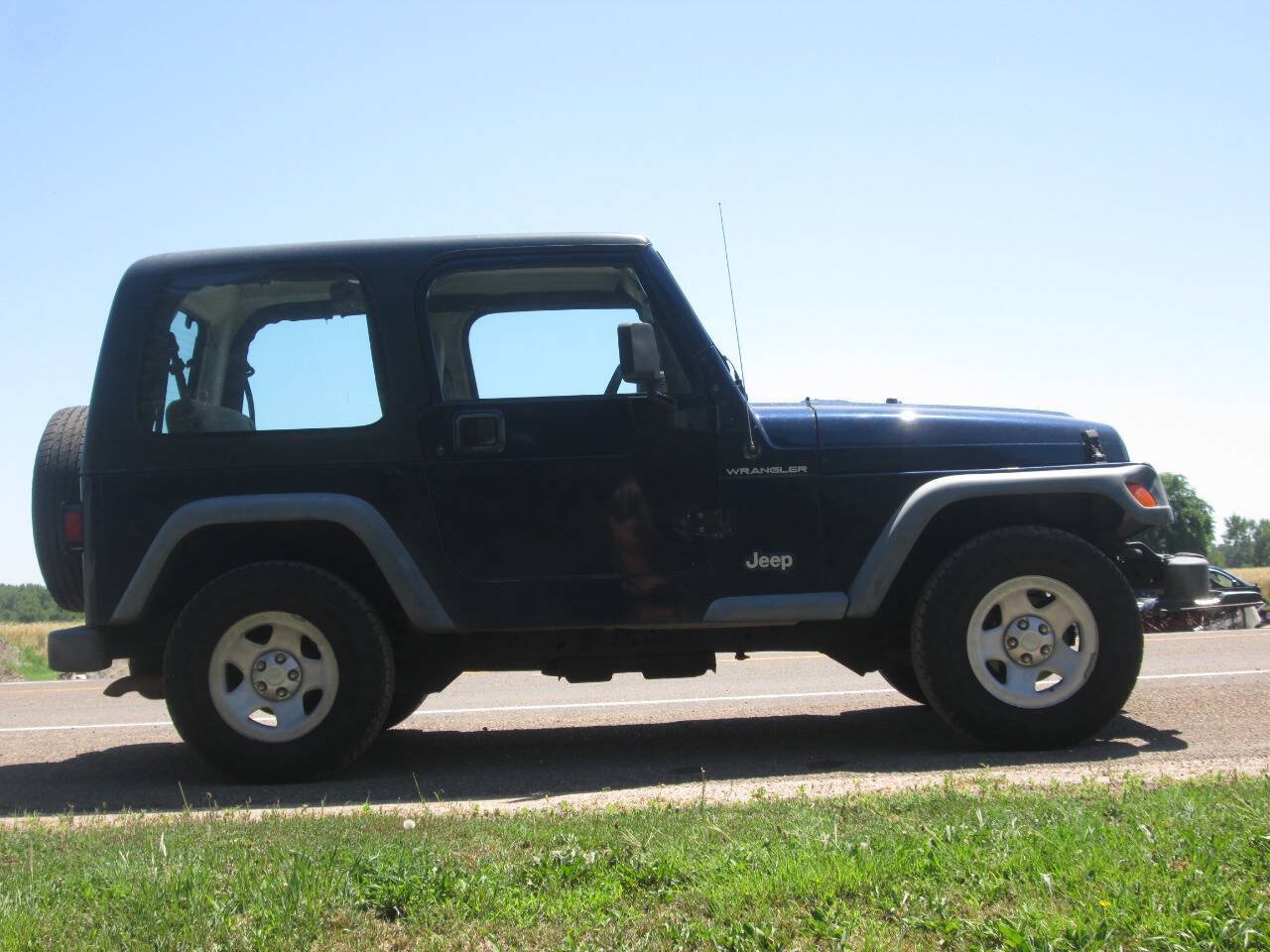 Used 2002 Jeep Wrangler SE AWD/4WD image 6