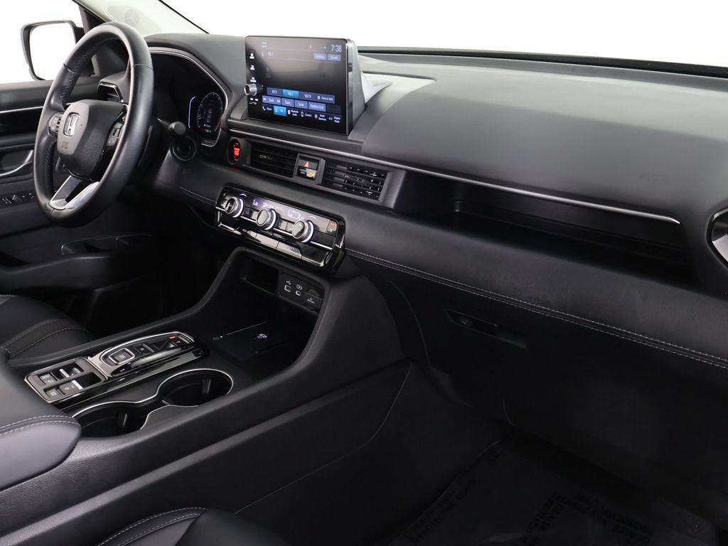 Used 2025 Honda Pilot EX-L image 29
