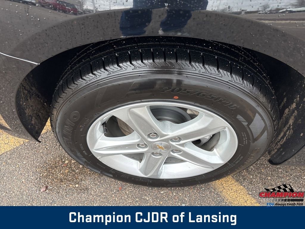 Used 2023 Chevrolet Malibu LT image 11