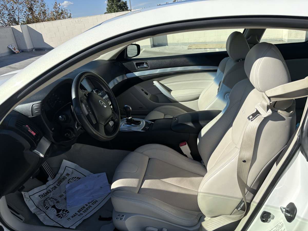 Used 2014 INFINITI Q60 Journey w/ Premium Package image 15