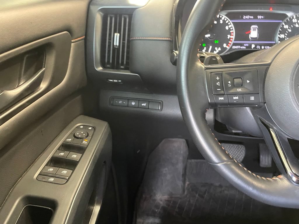 Certified 2025 Nissan Pathfinder Rock Creek AWD/4WD image 12