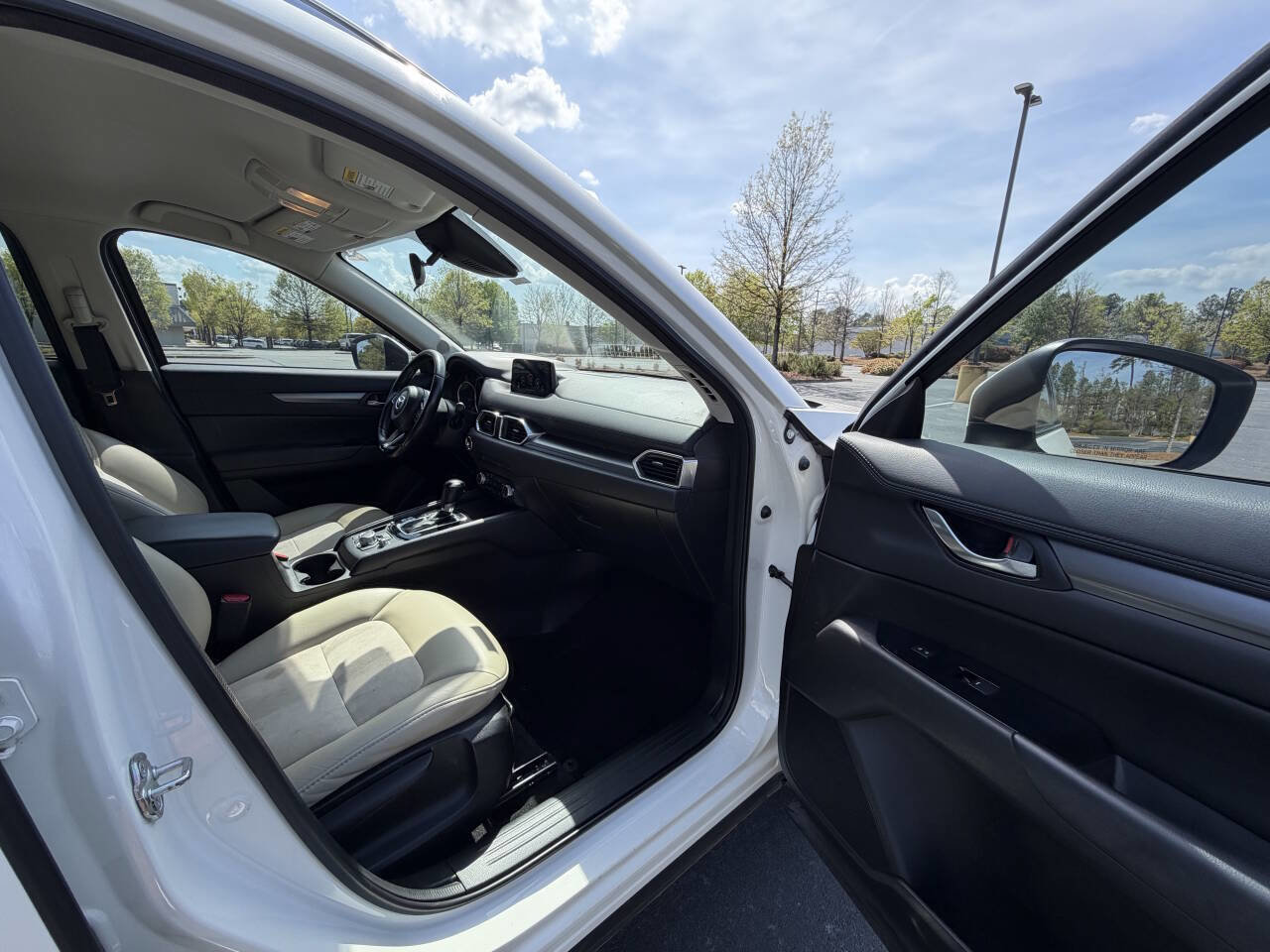 Used 2018 MAZDA CX-5 Touring image 19