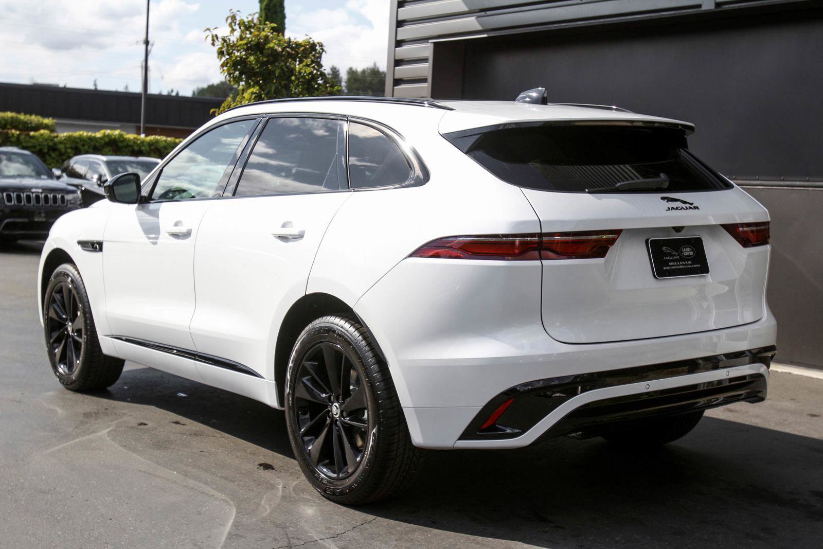 New 2025 Jaguar F-PACE R-Dynamic S AWD/4WD image 6