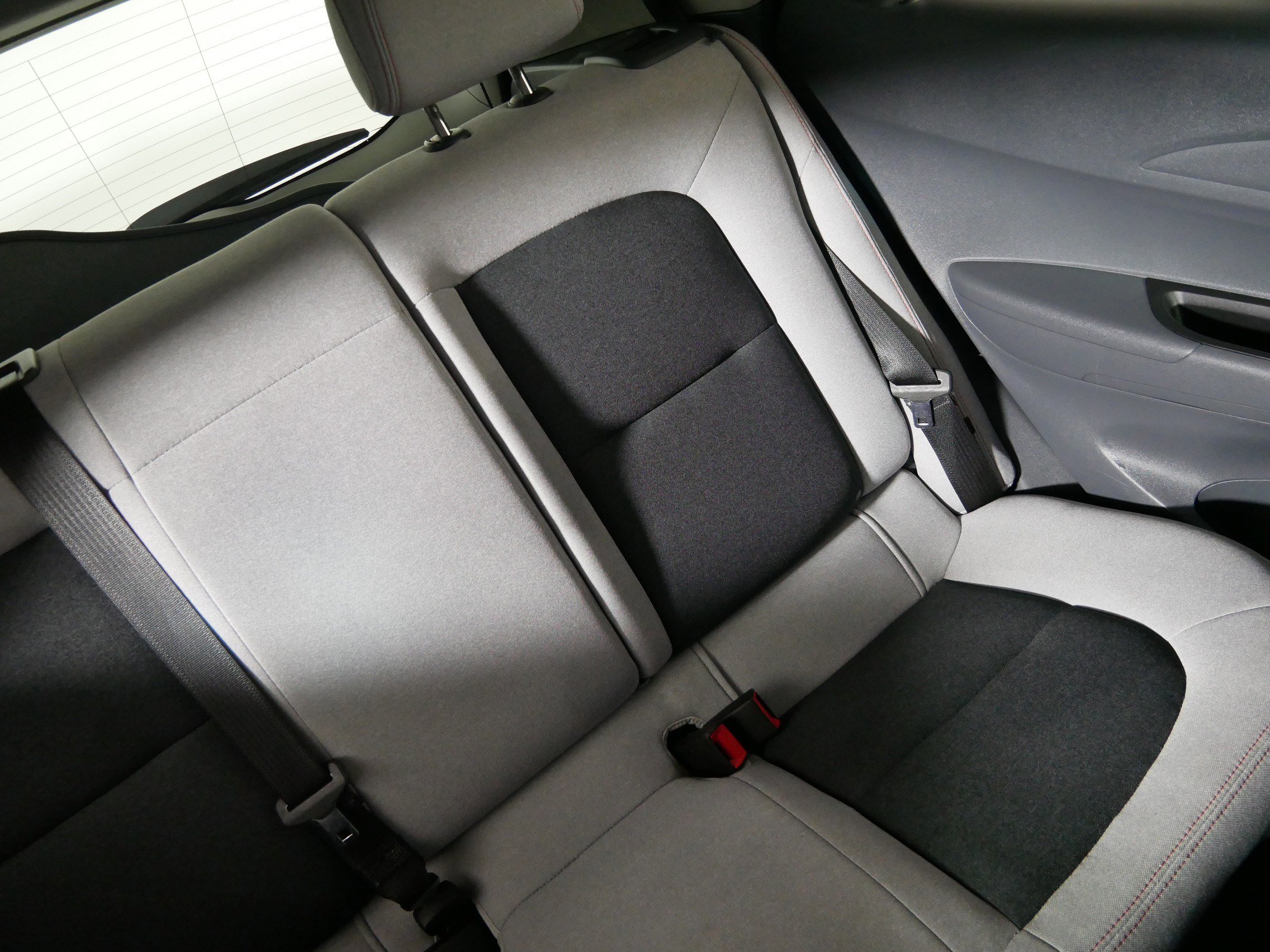 Used 2017 Chevrolet Bolt LT FWD image 14