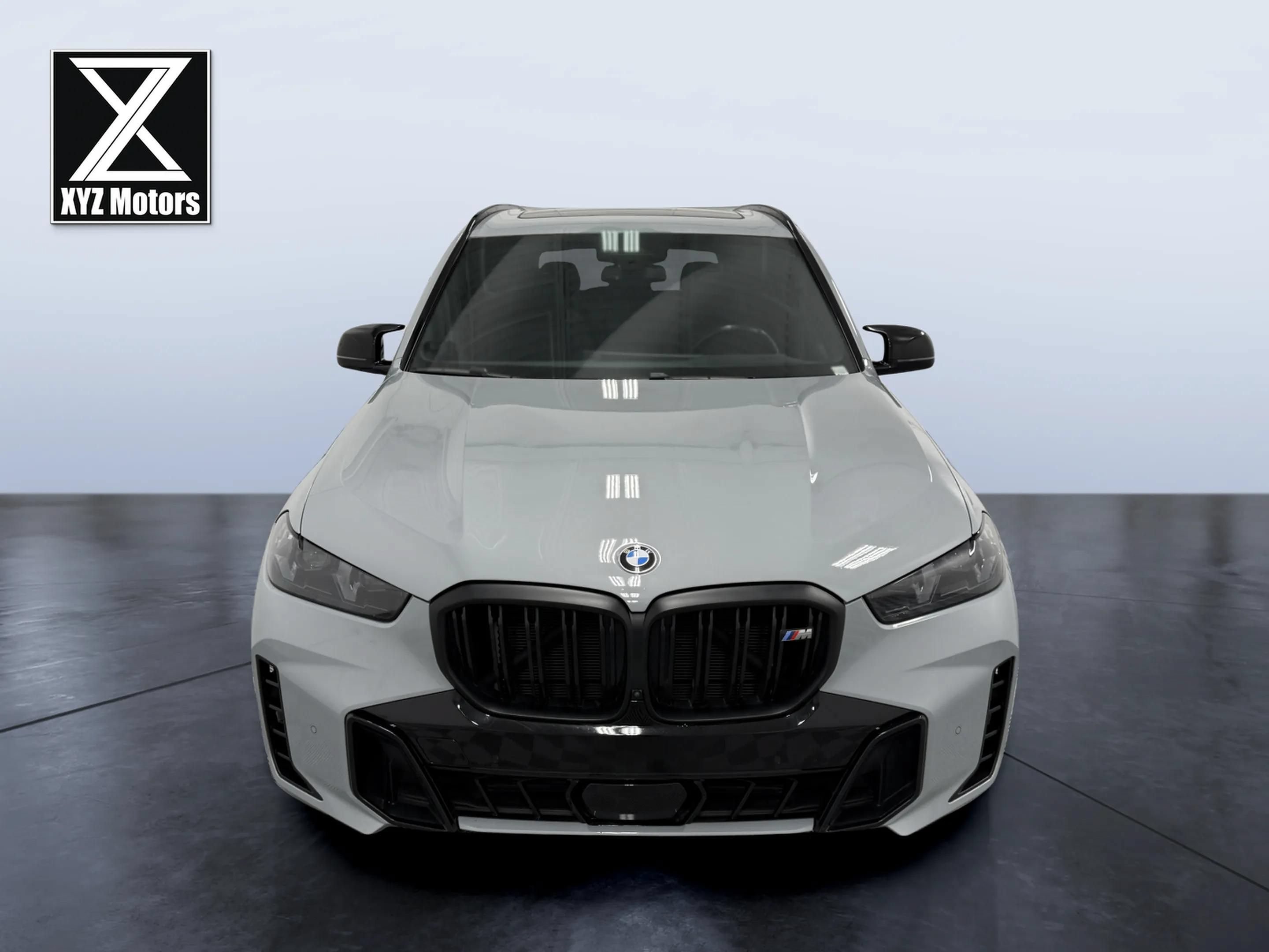 Used 2024 BMW X5 M60i AWD/4WD image 9